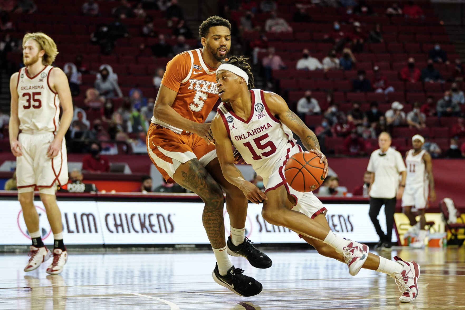 Alondes Williams